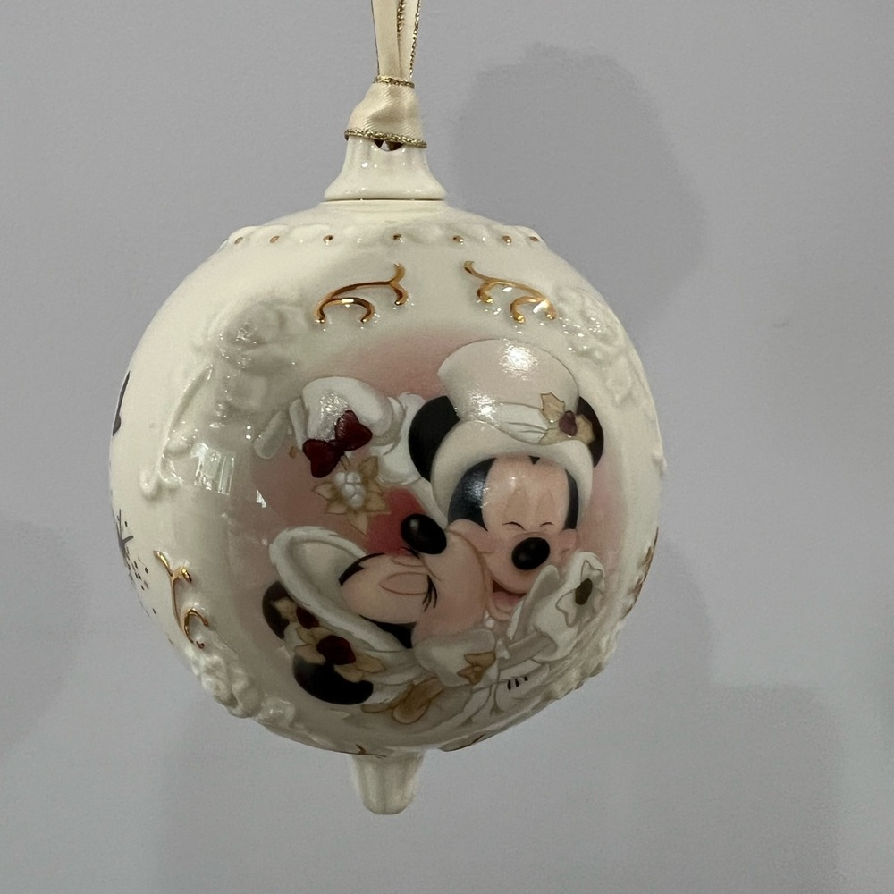 Disney Minnie & Mickey Cream Victorian Decorative Holiday Ornament